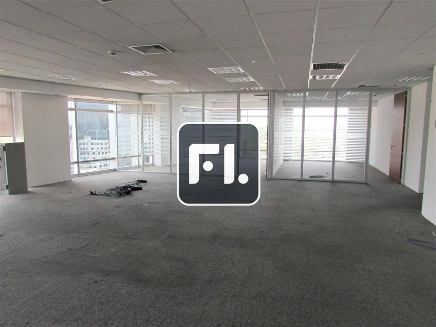 Foto 1 de Sala Comercial para alugar, 950m² em Vila Olímpia, São Paulo