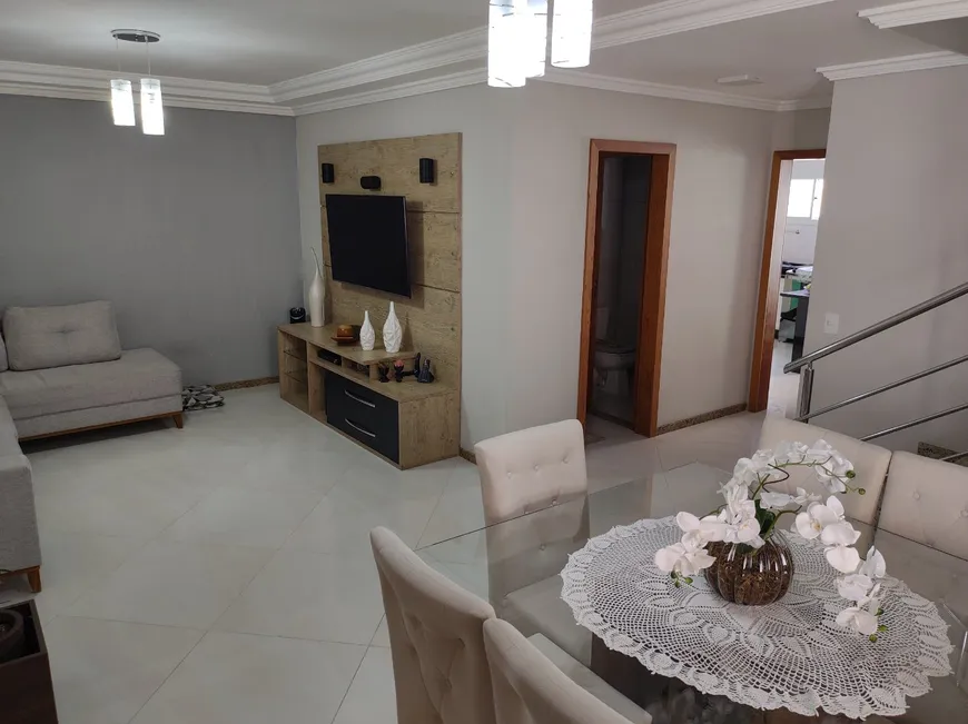 Foto 1 de Casa com 3 Quartos à venda, 150m² em Morada de Laranjeiras, Serra