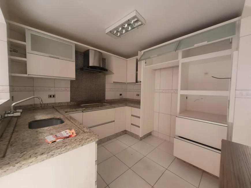 Foto 1 de Casa de Condomínio com 3 Quartos à venda, 102m² em Xaxim, Curitiba