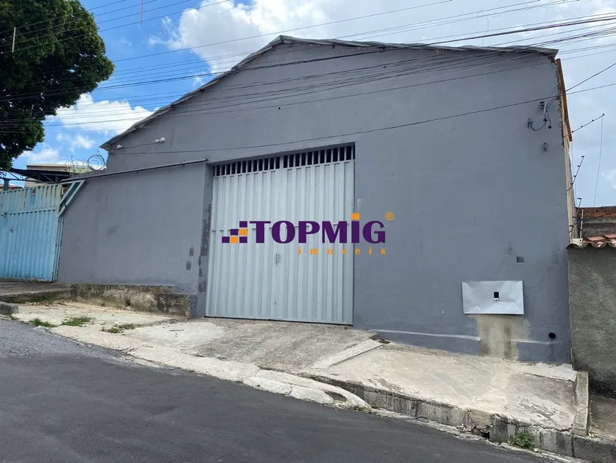 Foto 1 de Galpão/Depósito/Armazém à venda, 360m² em Industrial, Contagem