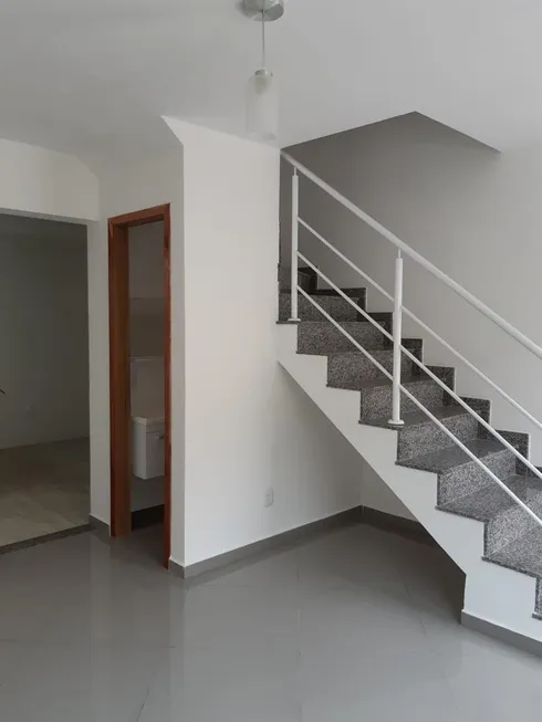 Foto 1 de Casa de Condomínio com 2 Quartos à venda, 60m² em Chácara Mafalda, São Paulo