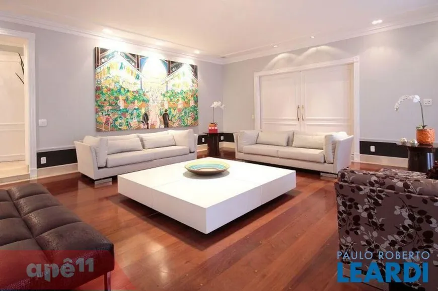 Foto 1 de Apartamento com 4 Quartos à venda, 587m² em Jardins, São Paulo