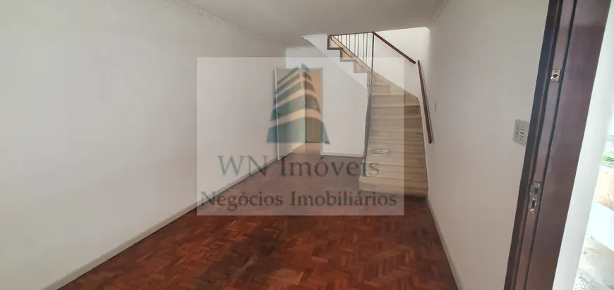 Foto 1 de Casa com 3 Quartos para alugar, 130m² em Vila Brasilina, São Paulo
