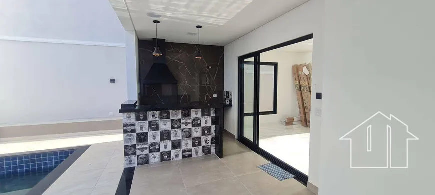 Foto 1 de Casa de Condomínio com 3 Quartos à venda, 193m² em Parque Residencial Maria Elmira , Caçapava