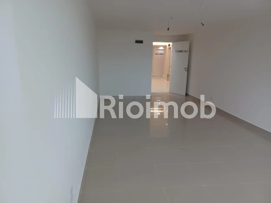 Foto 1 de Sala Comercial para venda ou aluguel, 66m² em Barra da Tijuca, Rio de Janeiro