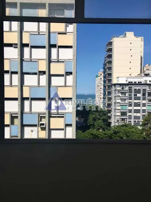 Foto 1 de Apartamento com 1 Quarto à venda, 40m² em Copacabana, Rio de Janeiro