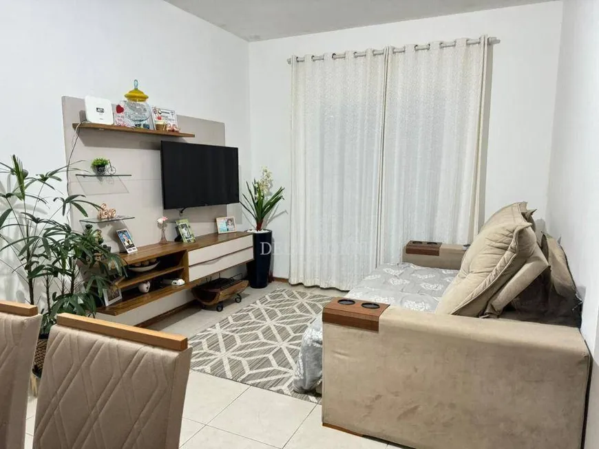 Foto 1 de Apartamento com 2 Quartos à venda, 66m² em Pimenteiras, Teresópolis