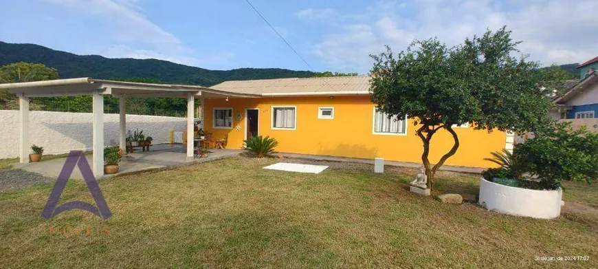 Foto 1 de Casa com 3 Quartos à venda, 130m² em Ribeirão da Ilha, Florianópolis