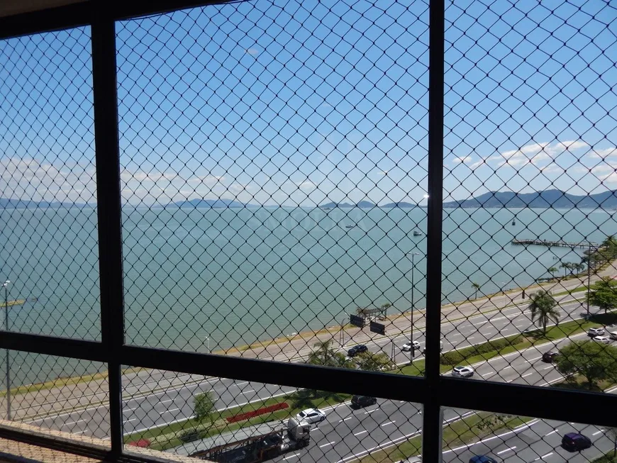 Foto 1 de Apartamento com 4 Quartos à venda, 220m² em Centro, Florianópolis