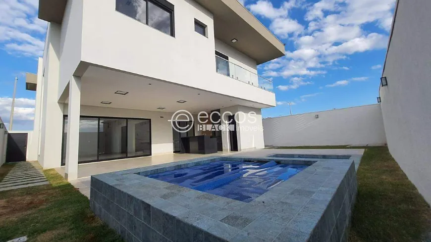 Foto 1 de Casa de Condomínio com 4 Quartos à venda, 400m² em Nova Uberlandia, Uberlândia