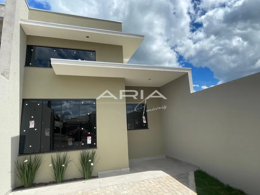 Foto 1 de Casa com 2 Quartos à venda, 74m² em Gleba Simon Frazer, Londrina