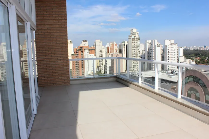 Foto 1 de Cobertura com 3 Quartos à venda, 343m² em Jardim América, São Paulo