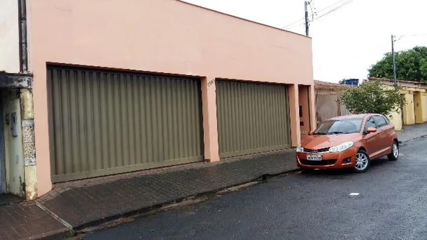 Foto 1 de Casa de Condomínio com 2 Quartos à venda, 74m² em Custódio Pereira, Uberlândia