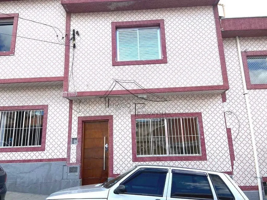 Foto 1 de Casa de Condomínio com 2 Quartos para alugar, 10m² em Vila Carrão, São Paulo