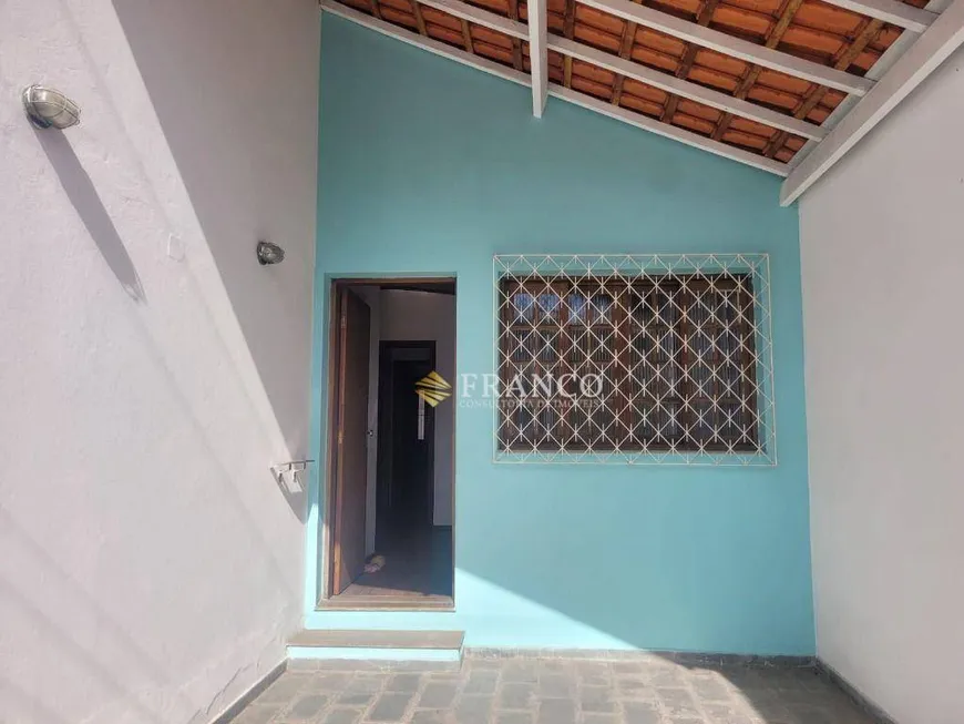 Foto 1 de Casa com 2 Quartos à venda, 87m² em Jardim Maria Augusta, Taubaté