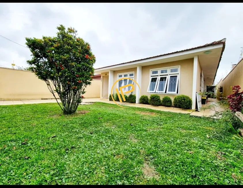 Foto 1 de Casa com 4 Quartos à venda, 181m² em Capão Raso, Curitiba