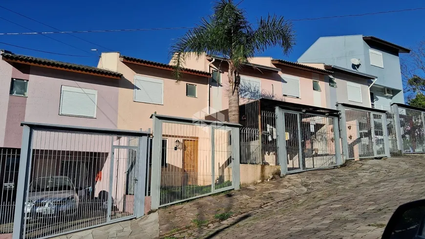 Foto 1 de Sobrado com 2 Quartos à venda, 56m² em Santa Lúcia, Caxias do Sul