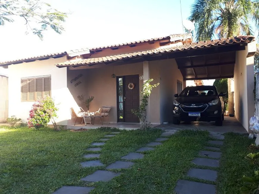 Foto 1 de Casa com 4 Quartos à venda, 149m² em Fiuza, Viamão