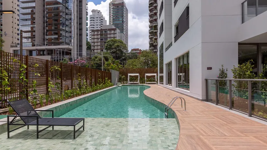Foto 1 de Apartamento com 3 Quartos à venda, 143m² em Brooklin, São Paulo