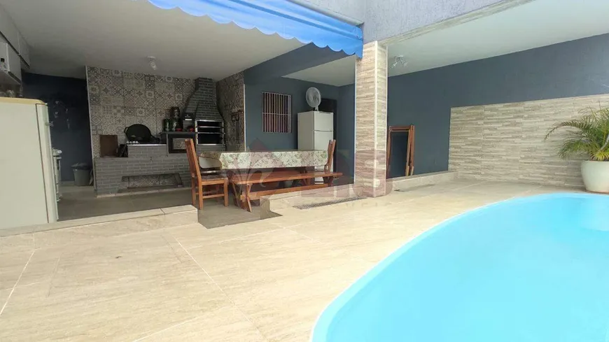 Foto 1 de Casa com 2 Quartos à venda, 174m² em Indaiá, Caraguatatuba