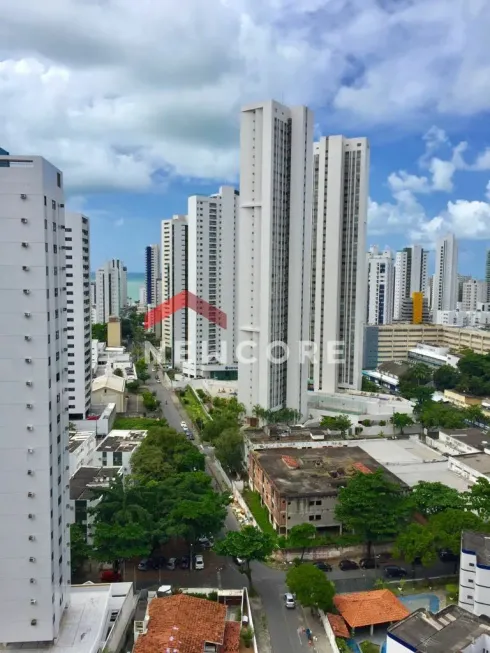 Foto 1 de Apartamento com 4 Quartos à venda, 136m² em Boa Viagem, Recife