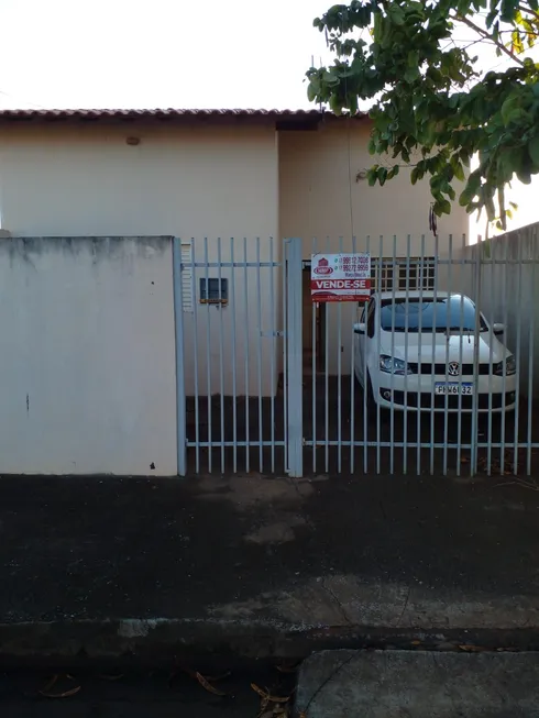 Foto 1 de Casa com 2 Quartos à venda, 120m² em Centro, Neves Paulista