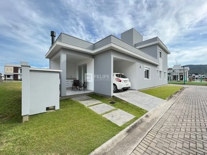 Foto 1 de Casa de Condomínio com 3 Quartos à venda, 143m² em Beira Rio, Biguaçu