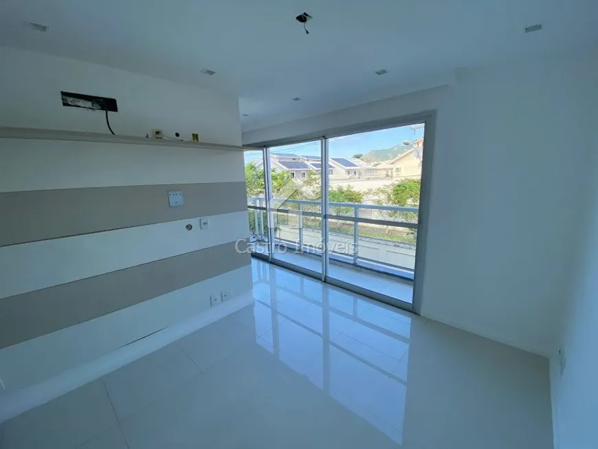 Foto 1 de Casa com 4 Quartos à venda, 268m² em Recreio Dos Bandeirantes, Rio de Janeiro