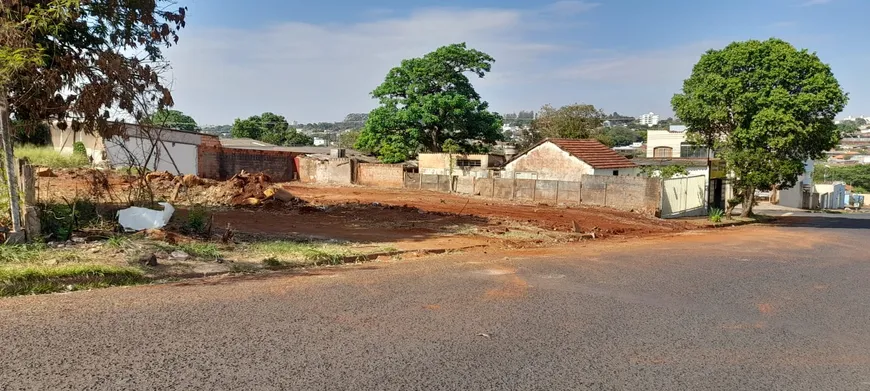 Foto 1 de Lote/Terreno à venda, 450m² em Martins, Uberlândia