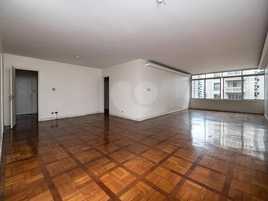 Foto 1 de Cobertura com 3 Quartos à venda, 212m² em Jardim Paulista, São Paulo