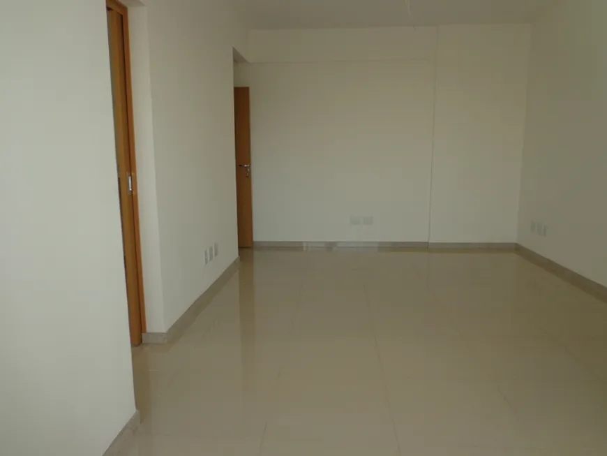 Foto 1 de Apartamento com 3 Quartos à venda, 77m² em Ouro Preto, Belo Horizonte