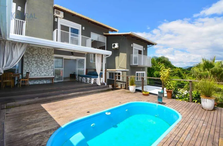 Foto 1 de Casa com 3 Quartos para alugar, 270m² em Ribeirão da Ilha, Florianópolis