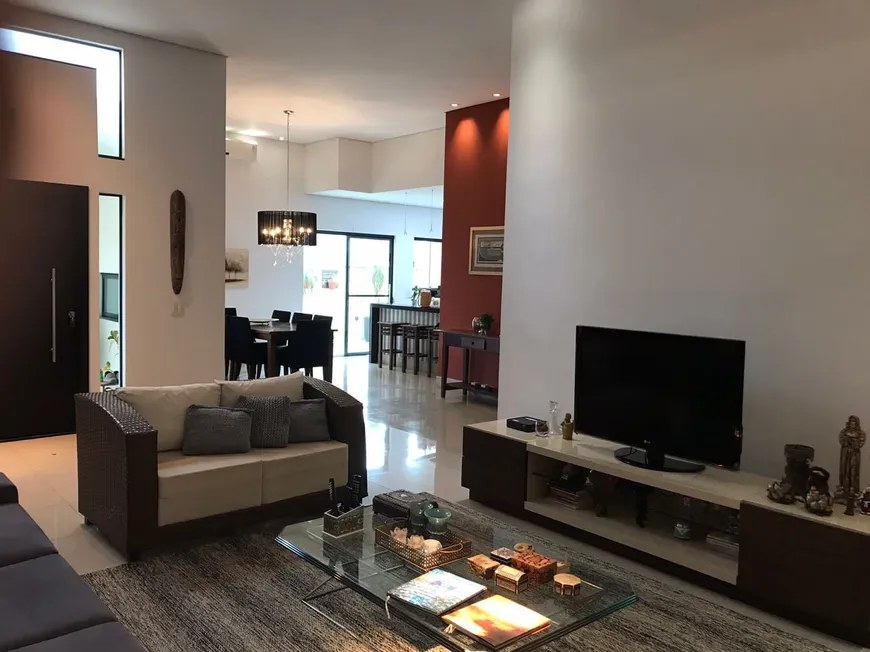 Foto 1 de Casa de Condomínio com 3 Quartos à venda, 187m² em Parque Santa Isabel, Sorocaba