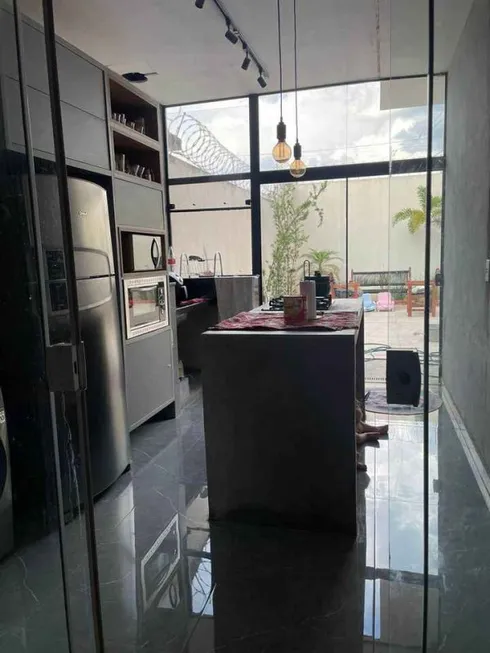 Foto 1 de Casa com 2 Quartos à venda, 87m² em JARDIM MARILIA, Bauru