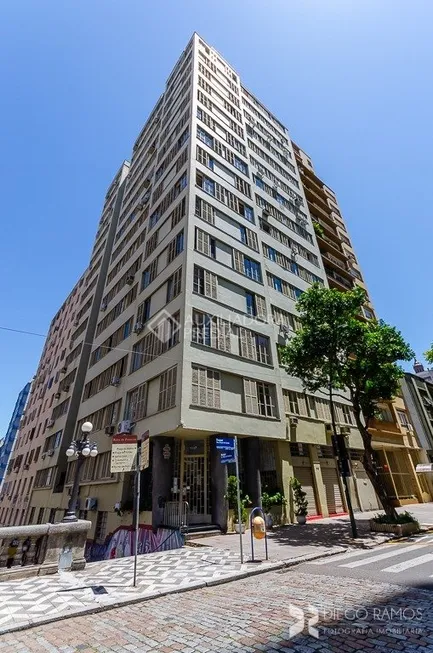 Foto 1 de Apartamento com 3 Quartos à venda, 115m² em Centro Histórico, Porto Alegre