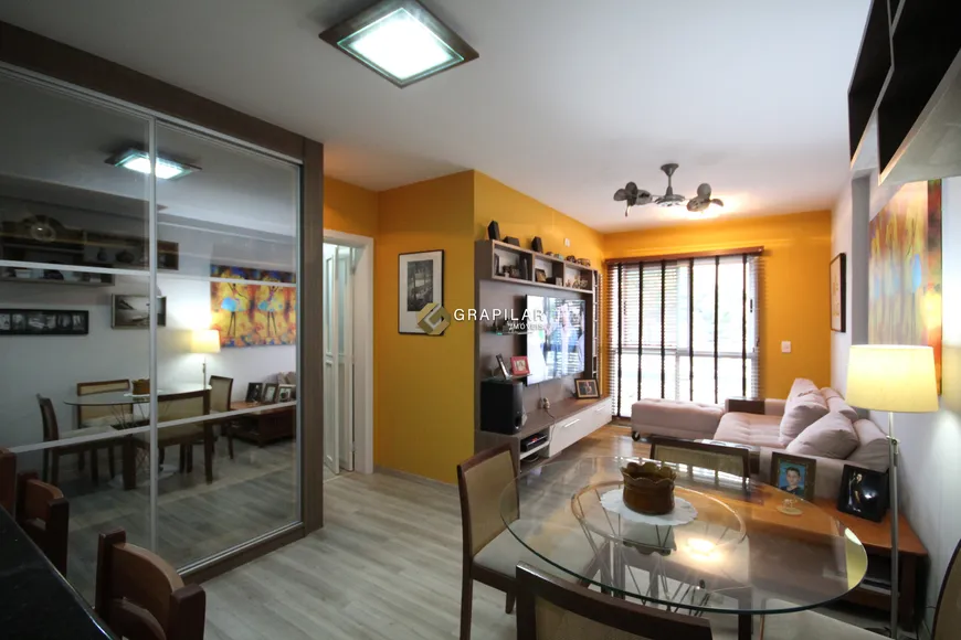 Foto 1 de Apartamento com 3 Quartos à venda, 74m² em Vila Izabel, Curitiba