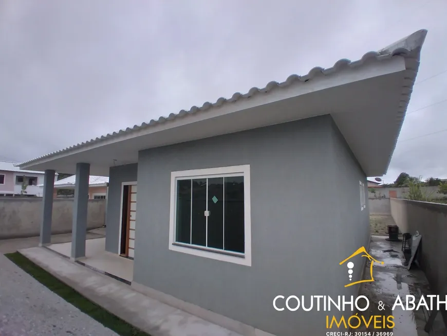 Foto 1 de Casa com 2 Quartos à venda, 450m² em Bacaxá, Saquarema