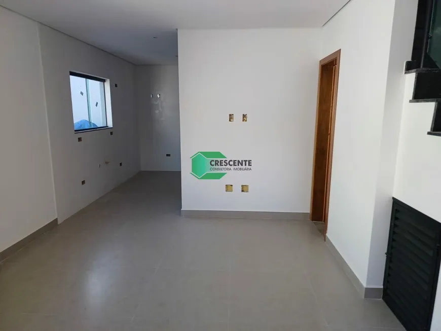 Foto 1 de Sobrado com 2 Quartos à venda, 135m² em Vila Curuçá, Santo André