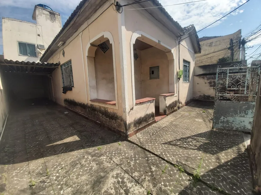 Foto 1 de Casa com 2 Quartos à venda, 75m² em Centro, Nilópolis