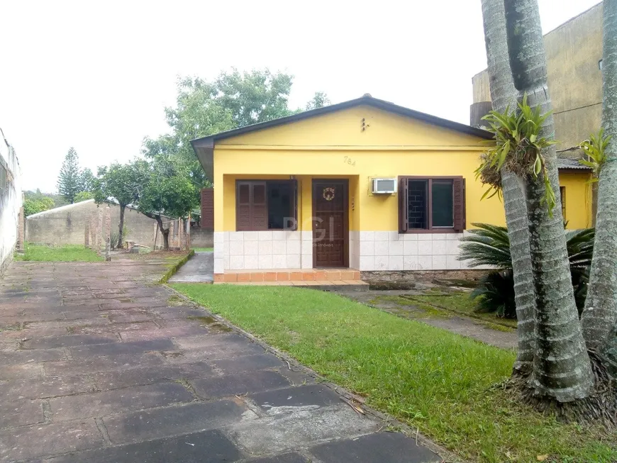 Foto 1 de Casa com 3 Quartos à venda, 401m² em Jardim Floresta, Porto Alegre