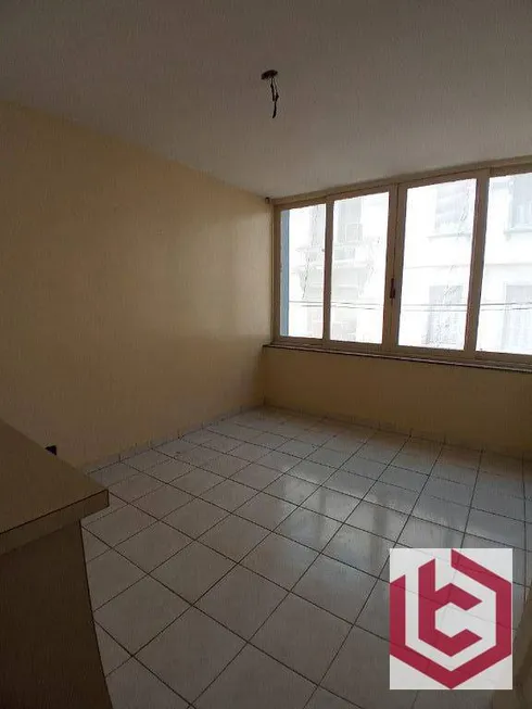 Foto 1 de Sala Comercial para alugar, 46m² em Centro, Santos