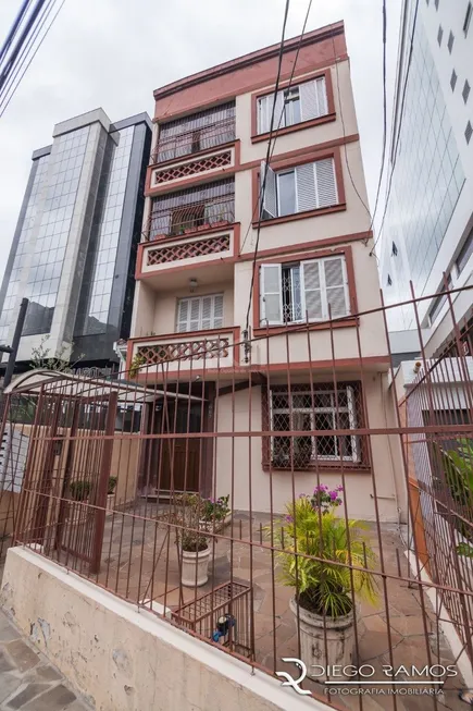 Foto 1 de Apartamento com 3 Quartos à venda, 98m² em Floresta, Porto Alegre