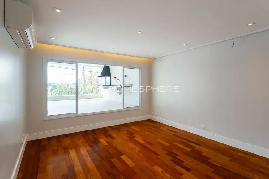 Foto 1 de Casa com 3 Quartos à venda, 185m² em Vila Madalena, São Paulo