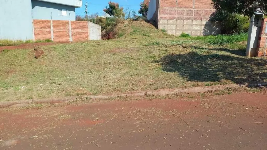 Foto 1 de Lote/Terreno à venda, 250m² em Parque Laranjeiras, Araraquara
