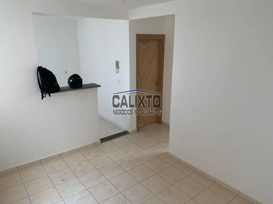 Foto 1 de Apartamento com 2 Quartos à venda, 43m² em Shopping Park, Uberlândia