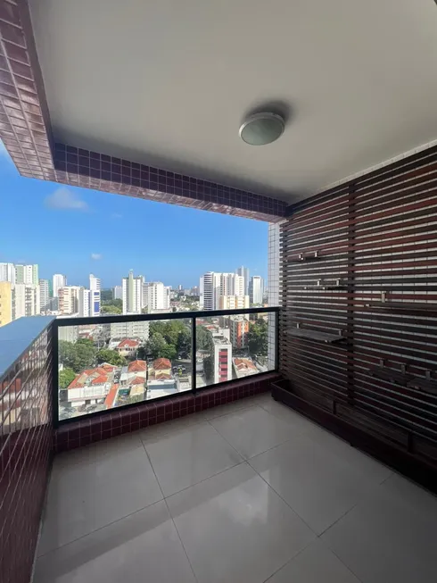 Foto 1 de Apartamento com 4 Quartos à venda, 160m² em Espinheiro, Recife