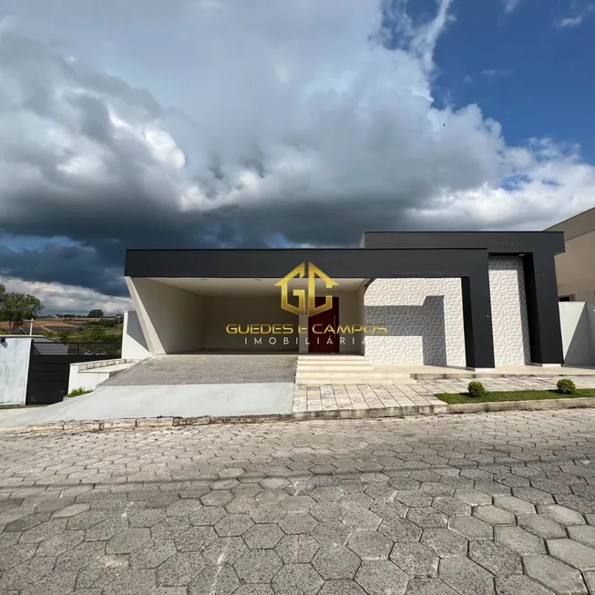 Foto 1 de Casa com 3 Quartos à venda, 401m² em Marino Ceolin, Barbacena