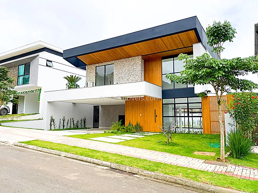 Foto 1 de Casa de Condomínio com 3 Quartos à venda, 278m² em Vina Del Mar, Juiz de Fora
