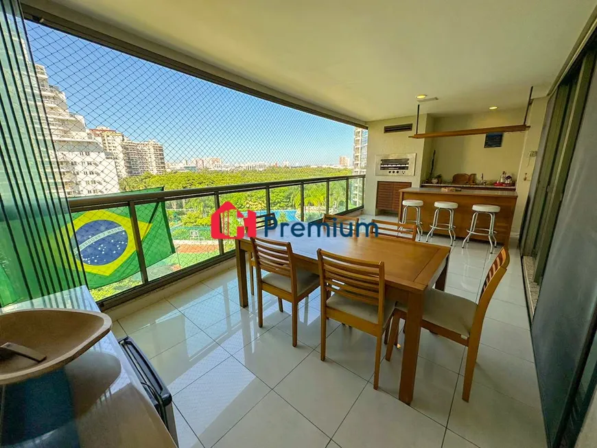 Foto 1 de Apartamento com 4 Quartos à venda, 178m² em Barra da Tijuca, Rio de Janeiro