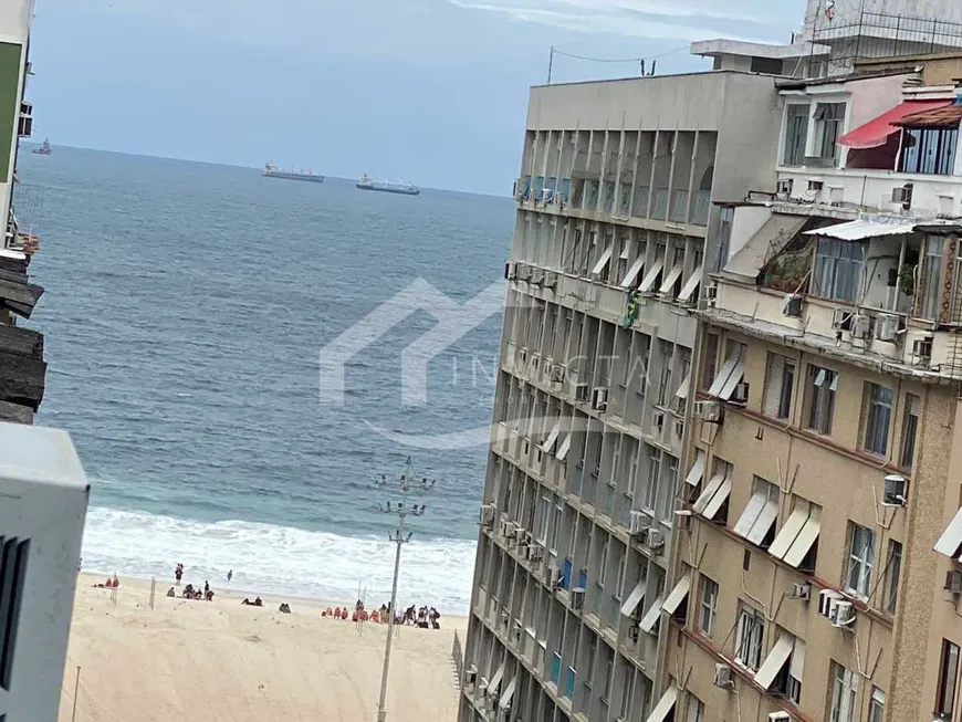 Foto 1 de Kitnet com 1 Quarto à venda, 35m² em Copacabana, Rio de Janeiro